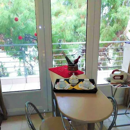 Appartement Modern In Near The Tei Technological Educational Institute *